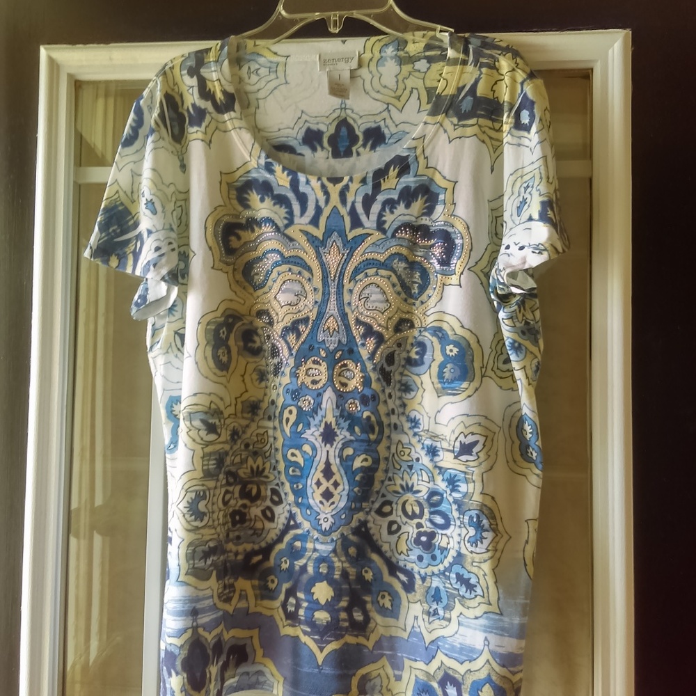 Chico's Zenergy Top w/Embellishments